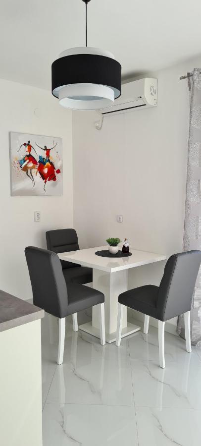 Apartments Orlic Sali Extérieur photo